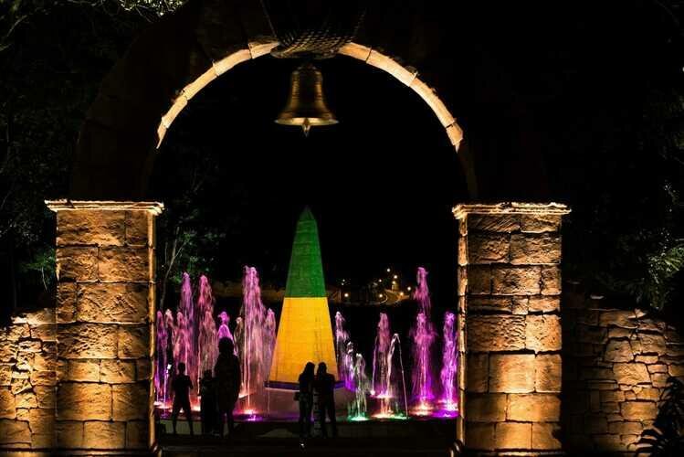 Ingressos para o Marco das Três Fronteiras: Conheça Três Países em um Único Dia!