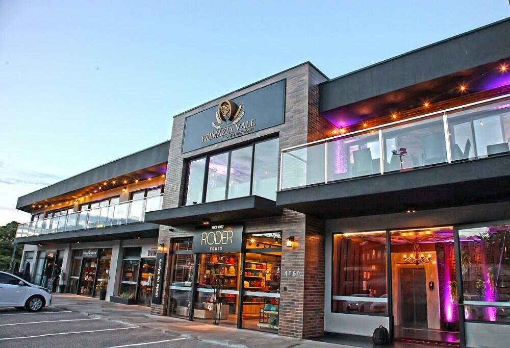 Almoço com buffet livre em um ambiente requintado, no coração do Vale dos Vinhedos!!