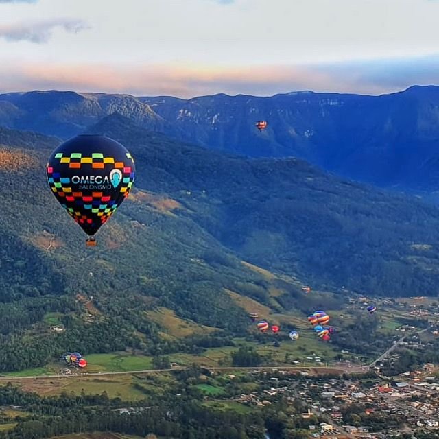 Voo de Balão em Família sobre os Canyons!