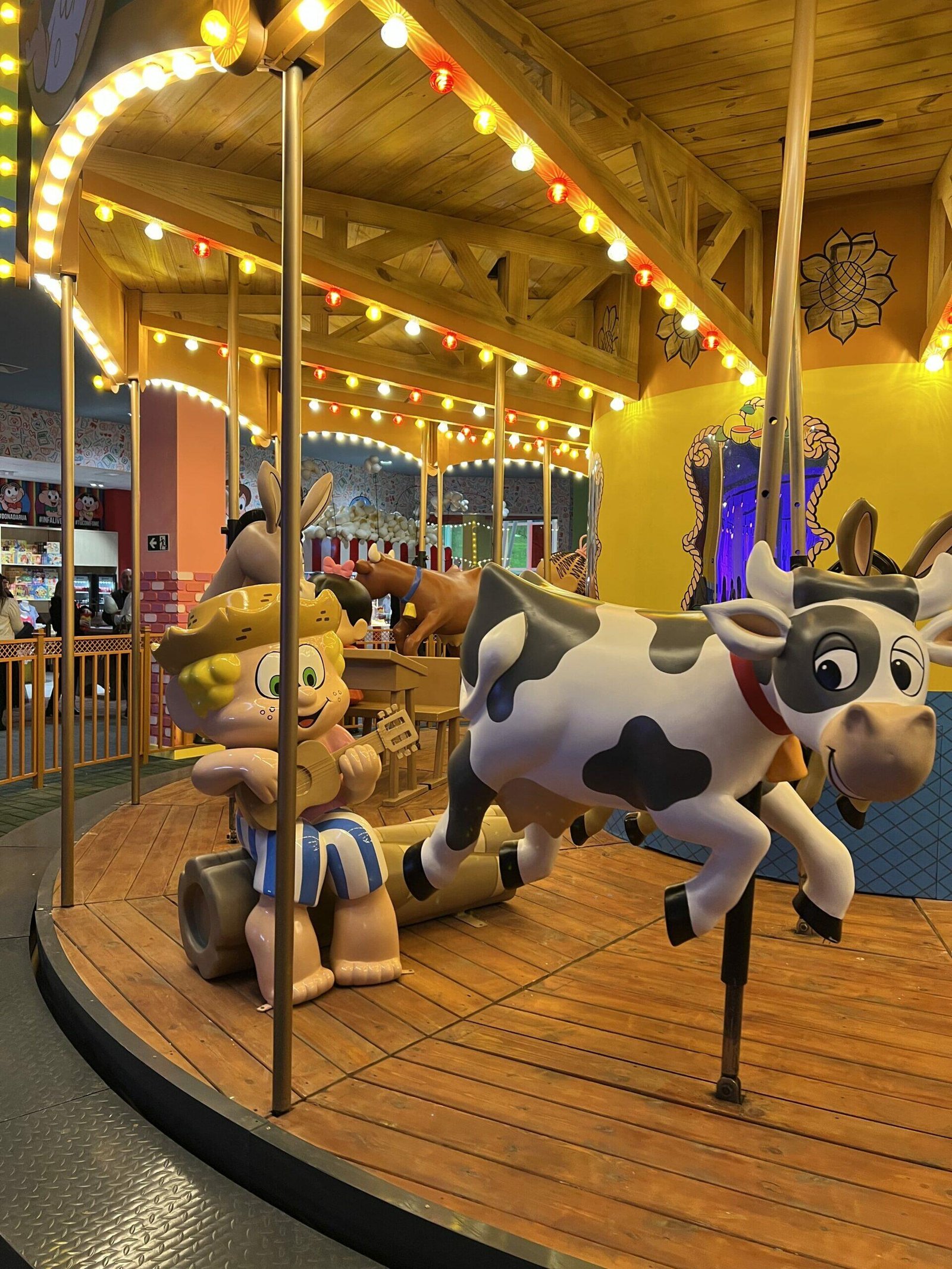 Experiência para a família toda! São mais de 20 atrações incríveis, na Vila da Mônica Gramado.