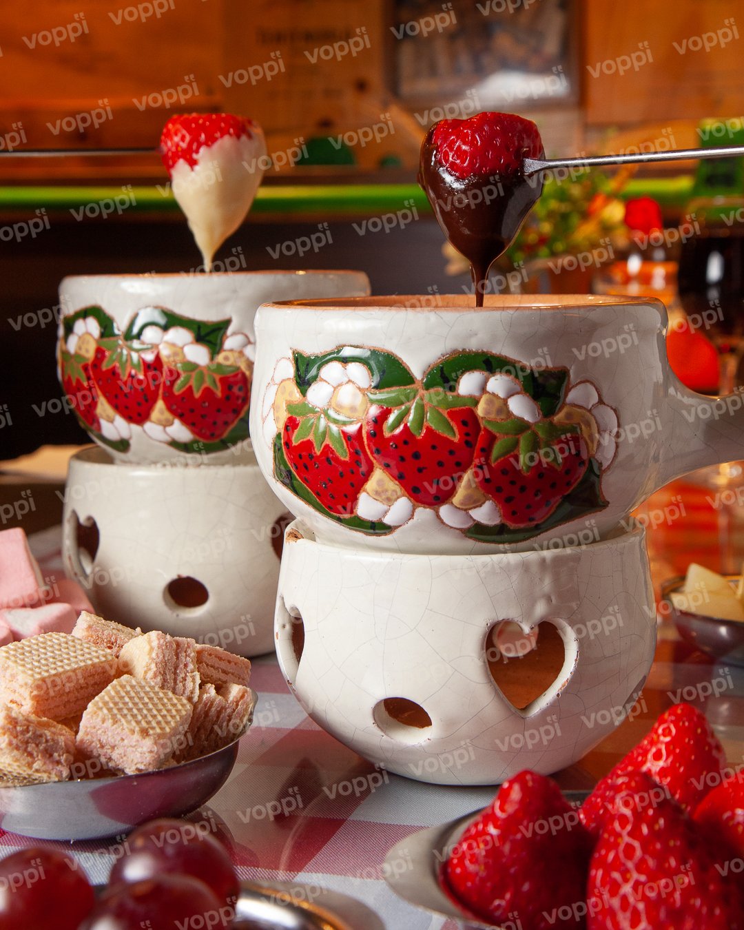 Sequência completa de fondue, ao lado da Rua Coberta. (cópia)