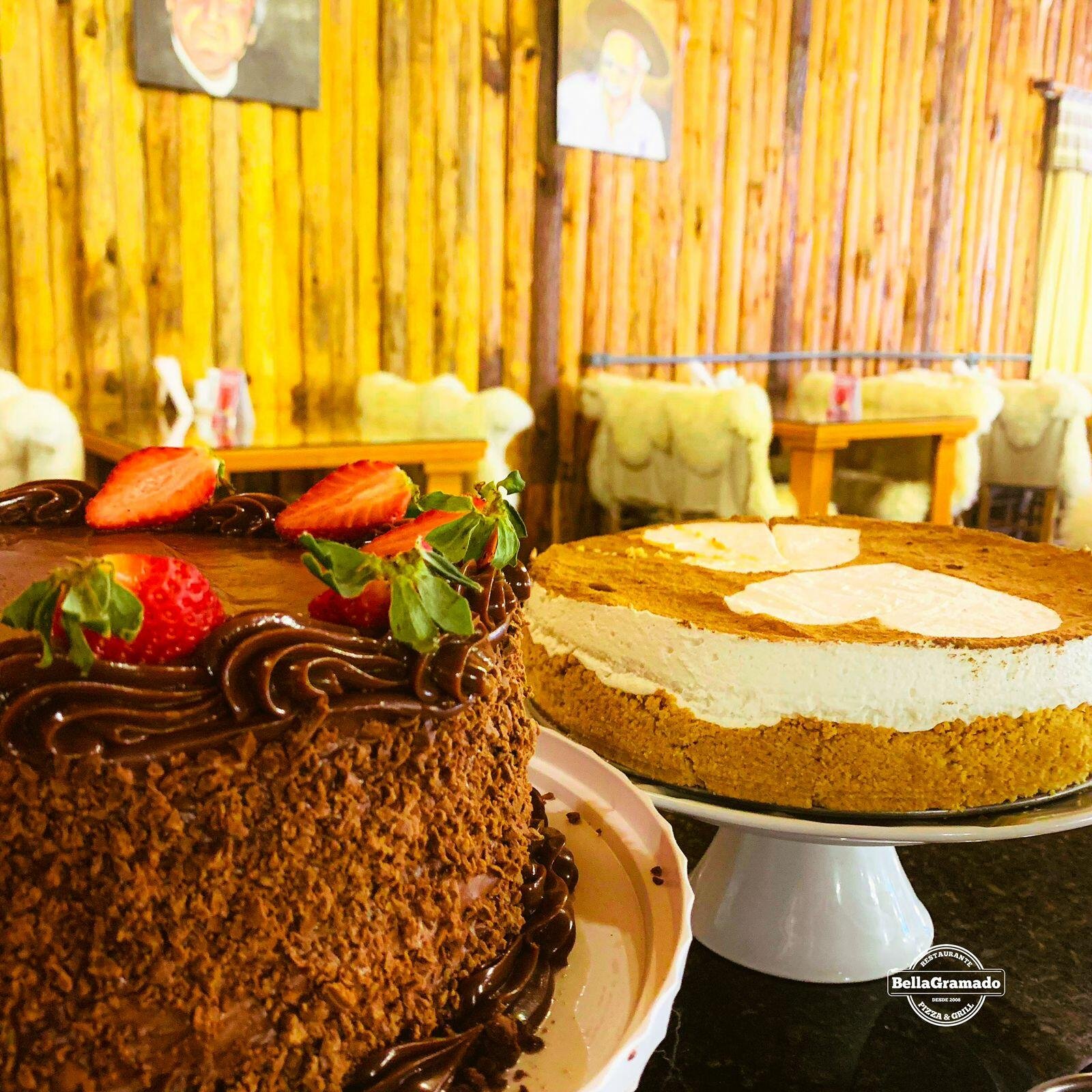 Experimente O MELHOR Buffet LIVRE com Churrasco, Saladas e Sobremesa em Gramado!