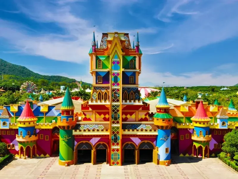 Beto Carrero World - O maior e mais completo mundo de diversão e aventura da América Latina!