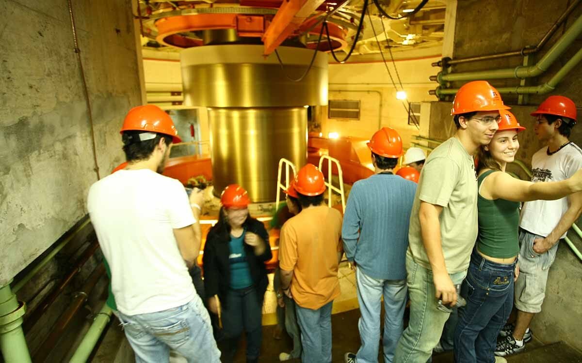 Tour à usina de Itaipu com opção de transfer!