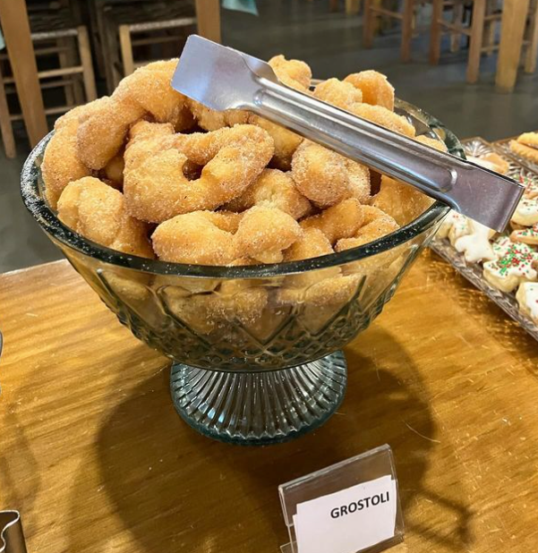 O tradicional café colonial da família Foss, com música típica italiana no Caffé Della Nonna, em Gramado!