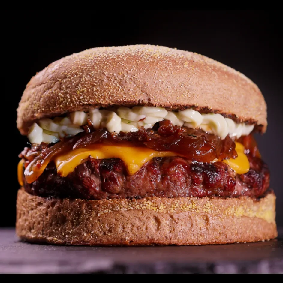 Burgers irresistíveis + Batata: escolha o seu favorito em Viamão!