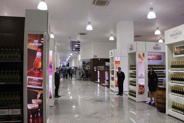 Tour de Compras no Paraguai: Descubra Ciudad del Este e seus Encantos Locais!