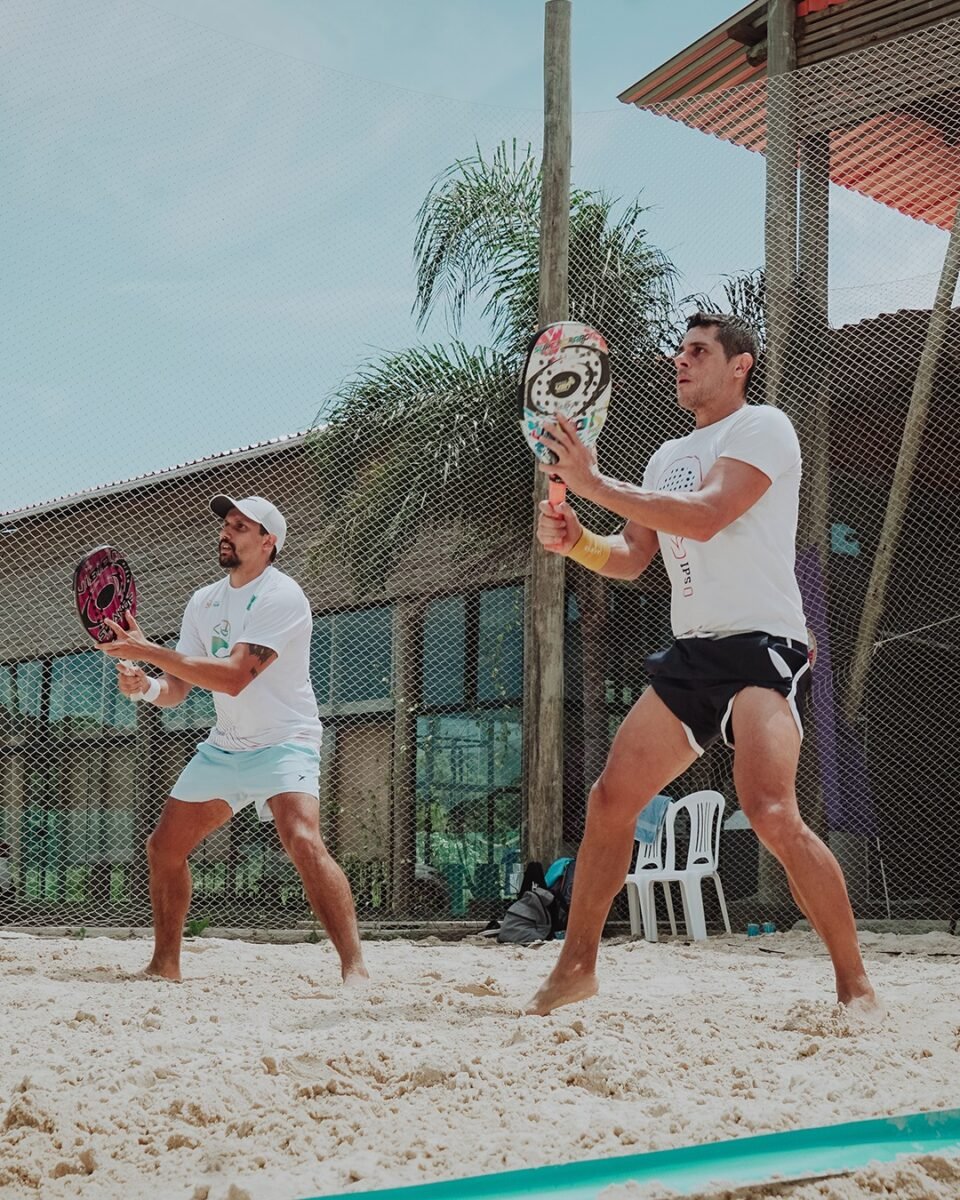 Arena Z3 – Beach Tennis à Noite!
