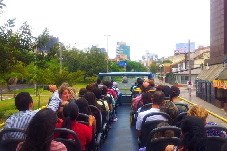 Descubra Porto Alegre: Tour Panorâmico e Cultural saindo de Caxias do Sul!