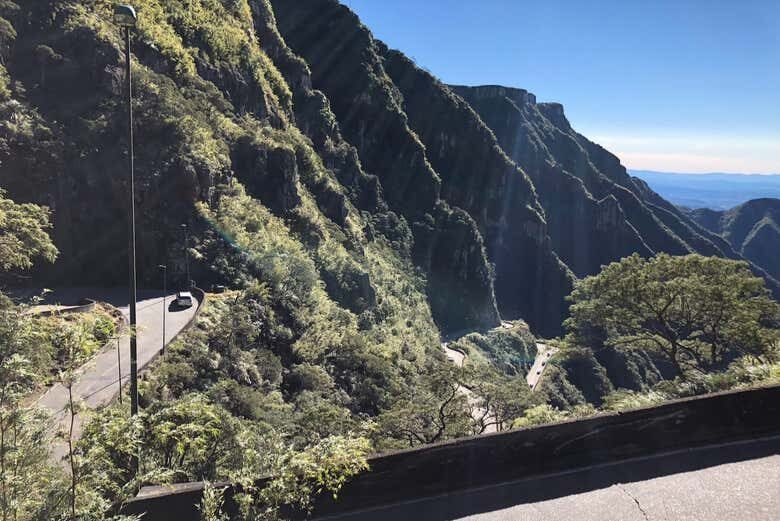 Descubra a Beleza da Serra do Rio do Rastro!