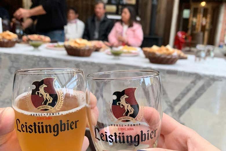 Tour Cervejeiro Leistüngbier: Sabores Artesanais do Sul!