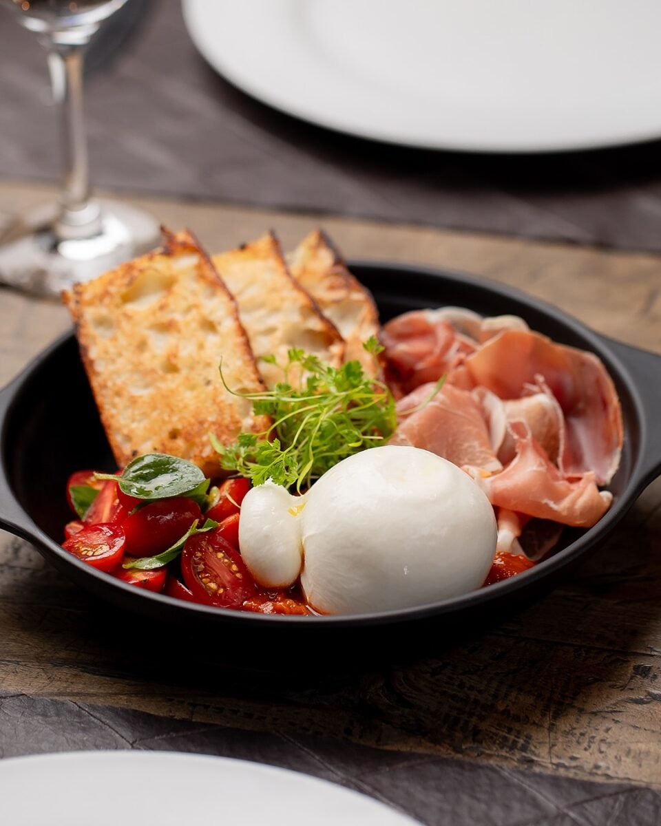 Créditos para consumo no cardápio - Gastronomia ítalo-mediterrânea na Caprese Floripa!